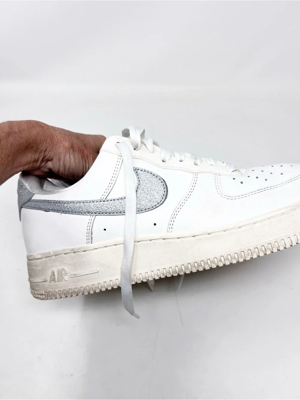 Nike white air